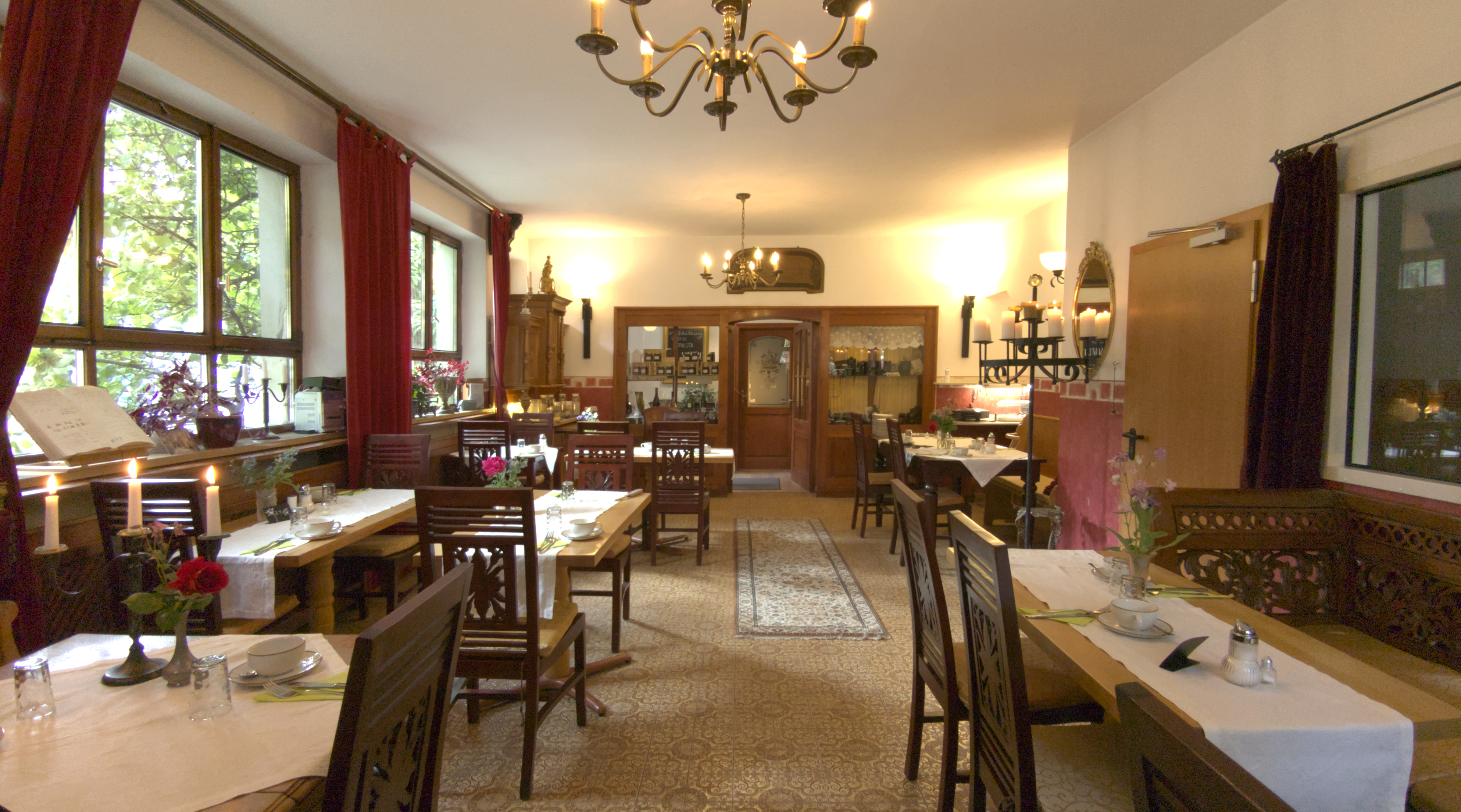 Fr&uuml;hstücksraum